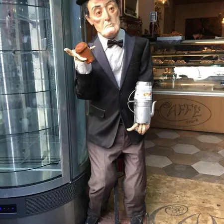 Alojamento de Acomodação e Pequeno-almoço Angel Nápoles